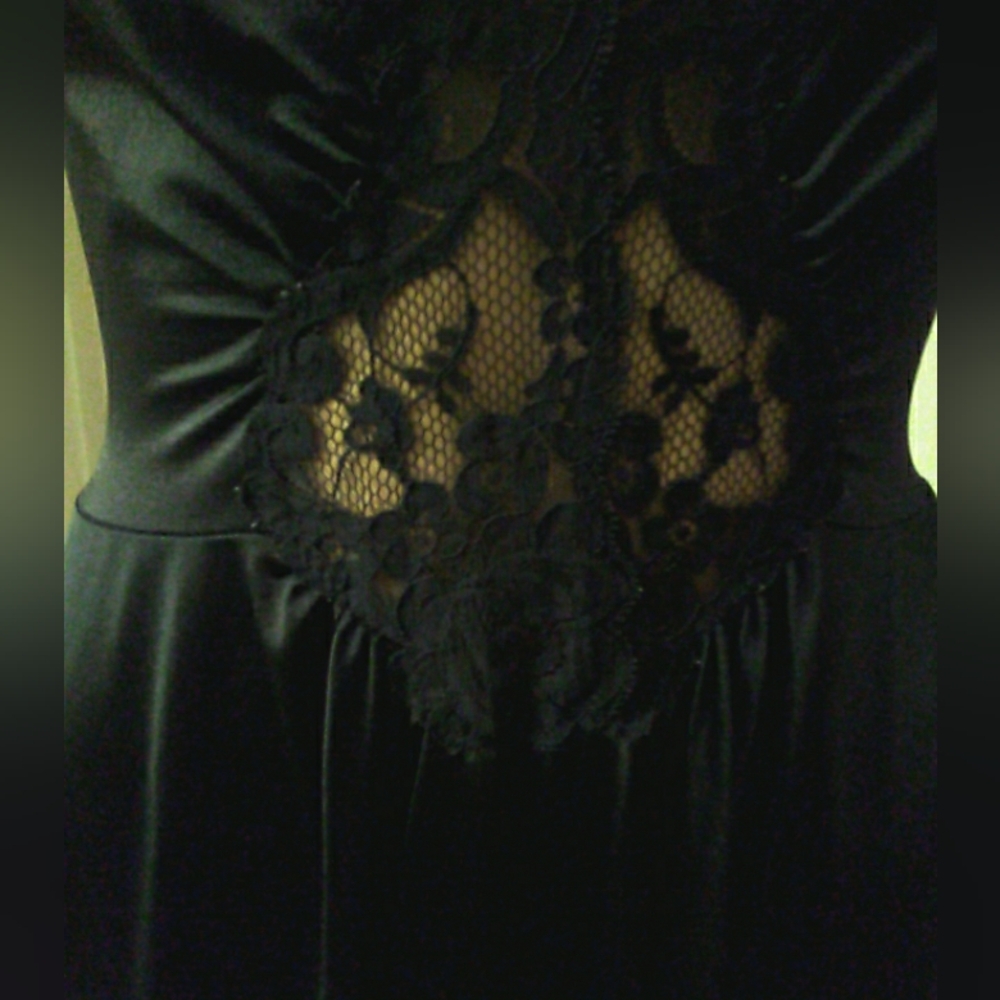 VINTAGE 1980s LORRAINE LINGERIE SET Luxurious Black Lace MAXI W/ ROBE PTP 15-19 - Picture 4 of 16